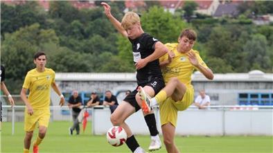 Der 16-jährige Julius Heiduk verfolgt den Traum, Fußballprofi zu werden.