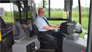 Der 65-jährige Heiko Junior aus Blexen geht nach 40 Jahren bei den Verkehrsbetrieben Wesermarsch in den Ruhestand.