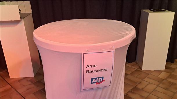 Der AfD-Kandidat aus dem rechtsextremen Landesverband Sachsen-Anhalt hat vor Schülern in Hagen gesprochen.