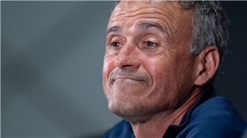 Der allseits bewunderte Luis Enrique sagt vor dem Finale: „Ich bin kein Star als Trainer.“