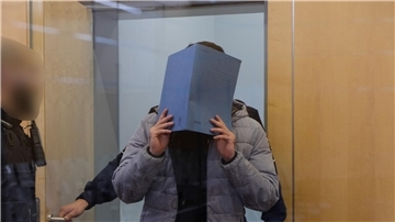 Der Angeklagte soll einen Anschlag vorbereitet und die Terrormiliz IS unterstützt haben. 