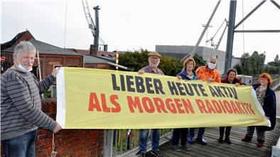 Der Arbeitskreis Wesermarsch bezweifelt, dass bei dem erwarteten Atomtransport alle erforderlichen Sicherheitsstandards eingehalten werden. 