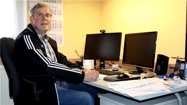 Der Beverner Walter Feindt agiert seit fast einem halben Jahrhundert als Staffelleiter für den NFV Rotenburg und ist immer noch voller Herzblut dabei.