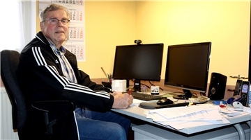Der Beverner Walter Feindt agiert seit fast einem halben Jahrhundert als Staffelleiter für den NFV Rotenburg und ist immer noch voller Herzblut dabei.