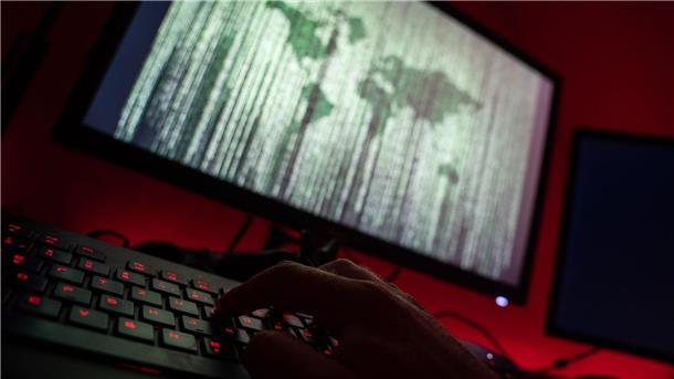 Der Branchenverband Bitkom empfiehlt Unternehmen, nicht weniger als 20 Prozent der gesamten IT-Ausgaben für die IT-Sicherheit bereitzustellen.