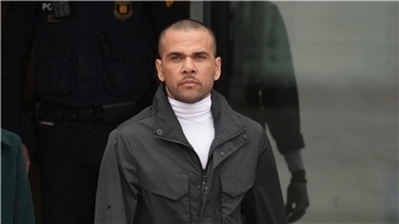 Der Brasilianer wurde vom Vorwurf der sexuellen Aggression gegen eine junge Frau von einem Berufungsgericht in Barcelona freigesprochen, muss aber dennoch zahlen. (Archivbild)