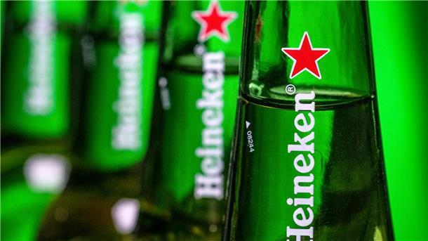 Der Braukonzern Heineken zieht sich aus Russland zurück.