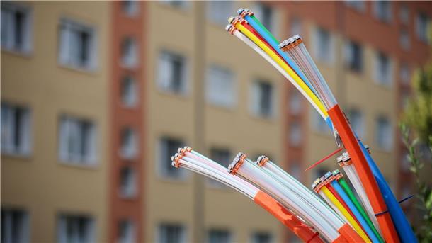 Der Breitbandausbau in Deutschland kommt nach einem Bericht des Digitalministeriums schnell voran