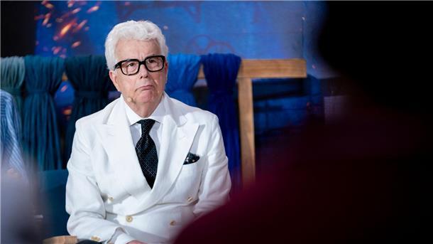 Der britische Bestseller-Autor Ken Follett spricht über den fünten Teil seiner Kingsbridge-Saga.
