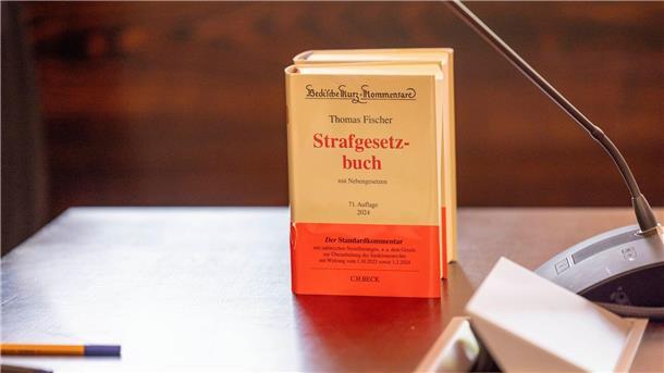 Wenn das eigene Gesicht in KI-Pornos auftaucht Der Bundesrat hat im Sommer vergangenes Jahr einen neuen Straftatbestand vorgeschlagen. (Symbolbild)