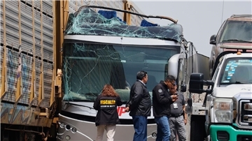 Der Busfahrer soll versucht haben, es noch vor dem Zug auf die andere Seite zu schaffen.