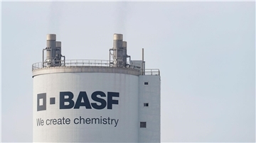 Der Chemiekonzerns BASF hat Stellenstreichungen angekündigt.