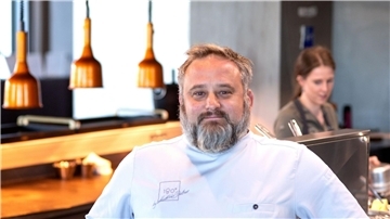 Der deutsche Sternekoch Matthias Diether  in seinem Restaurant „180° by Matthias Diether“ in Tallinn.