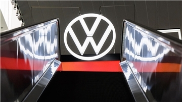 Der Diesel-Skandal hat Folgen für weitere sieben Mitarbeiter des Volkswagen-Konzerns.