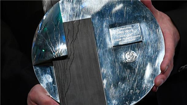 Julius-Hirsch-Preis geht nach Leipzig, Karlsruhe und Bonn Der diesjährige Preis geht nach Leipzig, Karslruhe und Bonn.