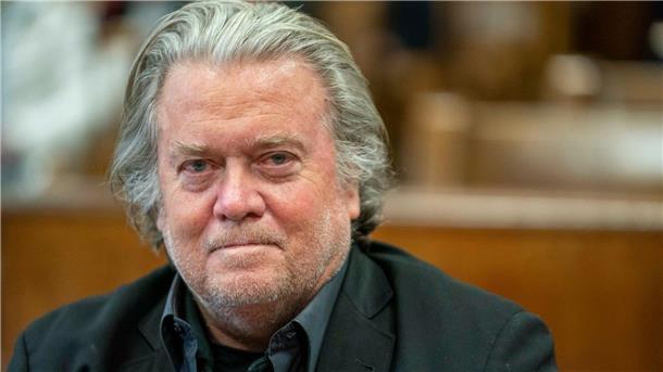Bannon deutet Plan für dritte Trump-Amtszeit an Der ehemalige Chefstratege Donald Trumps hat einen Plan für eine dritte Amtszeit des US-Präsidenten angekündigt. (Archivbild)