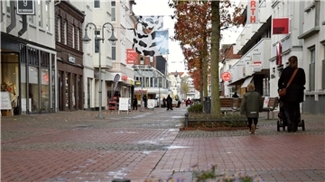 Der Einzelhandel trage maßgeblich zur Attraktivität einer Innenstadt bei, findet Ilona Tetzlaff. Die NMT-Chefin rät deshalb den Nordenhamern dazu, die Läden in der City gezielt zu unterstützen, indem man bewusst dort einkauft, statt online zu bestellen.