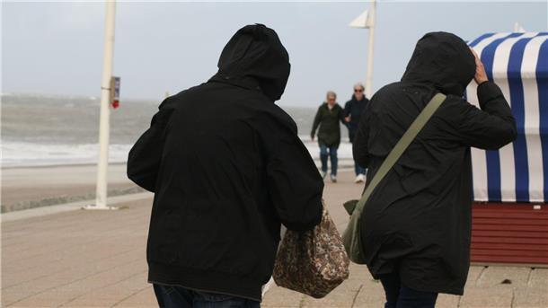 Der erste Herbststurm erreicht Norderney.
