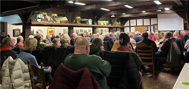 Der Filmabend des Heimatvereins Börde Sittensen stieß auf großes Interesse. 