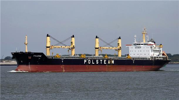 Suche nach vier Schiffbrüchigen in der Nordsee geht weiter Der Frachter „Polesie“ ist in der Nordsee mit einem anderen Frachter kollidiert (Archivbild von 2013).