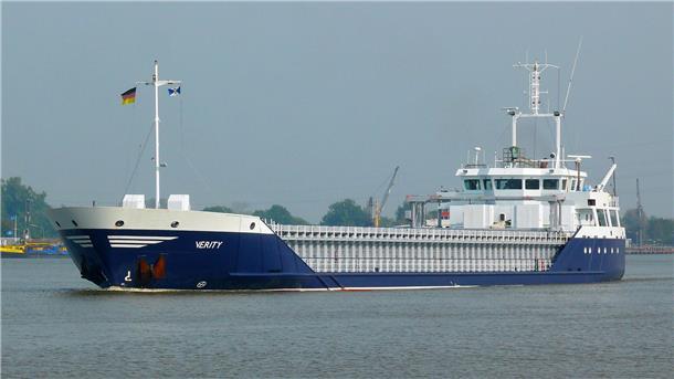 Suche nach vier Schiffbrüchigen in der Nordsee geht weiter Der Frachter „Verity“ ist bei der Havarie vermutlich gesunken (Archivbild von 2014).