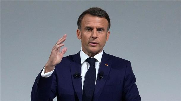 Frankreichs Verfassungsrat billigt Parlamentswahl Der französische Präsident Emmanuel Macron hatte als Reaktion auf die Niederlage seiner liberalen Kräfte bei der Europawahl die Nationalversammlung aufgelöst.