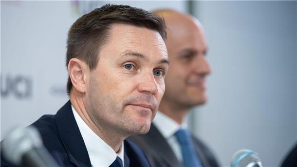 Hinter verschlossenen Türen: Der Kampf um Thomas Bachs Erbe Der Franzose David Lappartient will bei der IOC-Wahl den Rückenwind von Olympia in Paris nutzen.