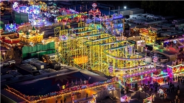 Der Freimarkt hat viele Besucher auf die Bremer Bürgerweide gelockt.
