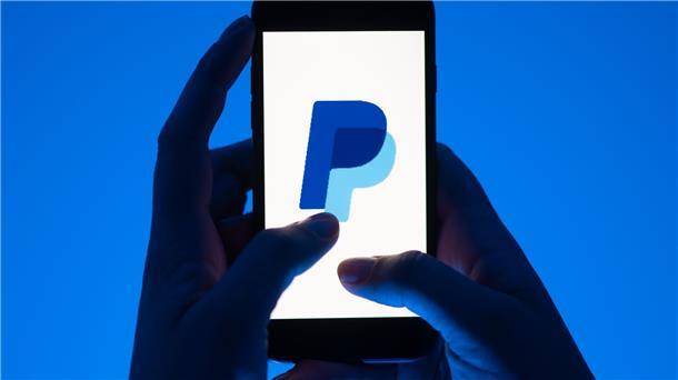 Paypal steigert Erlöse kräftig Der Geschäftsausblick von Paypal enttäuscht.