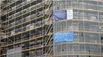 Der Hochbau hat sich im August erholt. Die Unternehmen sammelten mehr Aufträge ein. 