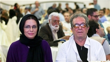 Der iranische Filmregisseur Dariusch Mehrdschui und seine Frau Wahideh Mohammadifar wurden beigesetzt.