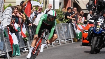 Der italienische Zeitfahrspezialist war auf der 18. Vuelta-Etappe der Schnellste.