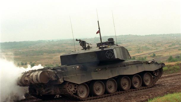 Der Kampfpanzer der britischen Streitkräfte vom Typ „Challenger 2“ (Archivbild).