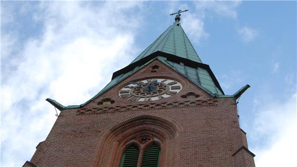 Streit um Glockenschlag in Bad Bederkesa: Keine Einigung in Sicht Kirchturm St. Jakobi