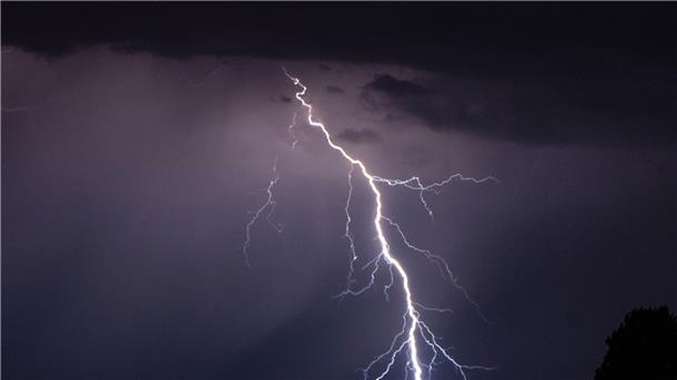 Der Klimawandel beeinflusst die Gewitter- und auch die Blitzhäufigkeit.