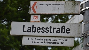 Straßenschild Labesstraße