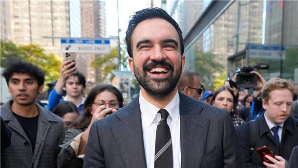 Der linke Demokrat Mamdani gilt als Favorit bei der Wahl in New York. (Archivbild)