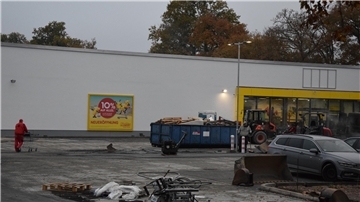 Der neue Netto-Markt wenige Tage vor dem Abschluss der Arbeiten.