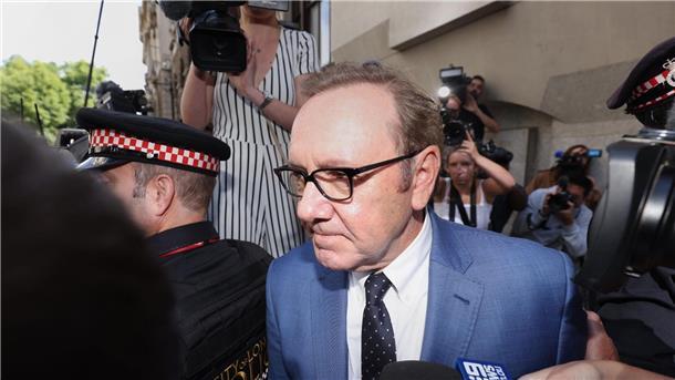 Londoner Prozess gegen Kevin Spacey soll Ende Juni beginnen Der Londoner Strafprozess gegen Kevin Spacey ist auf vier Wochen angesetzt.
