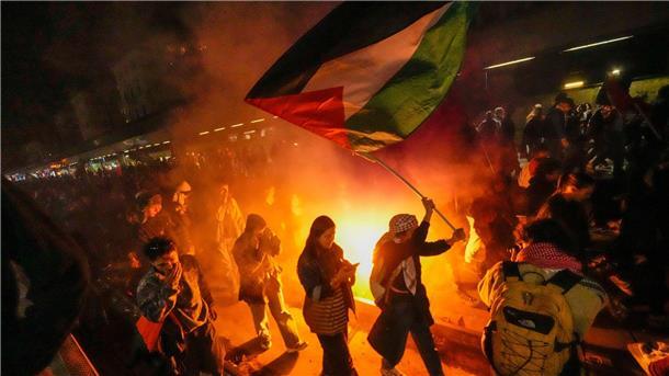 Der Militäreinsatz gegen die Flotte löste Proteste aus.