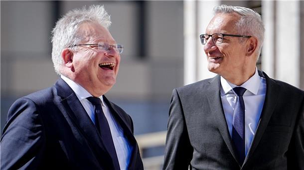 Merz: Neuer Präsident soll BND noch schlagkräftiger machen Der neue BND-Präsident Martin Jäger mit seinem Vorgänger Bruno Kahl, der nach neun Jahren im Amt auf eigenen Wunsch für Deutschland an den Heiligen Stuhl in Rom wechselt.