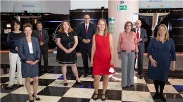 Der neuformierte Bremische Senat bei einem Foto-Termin.