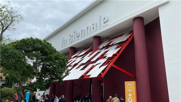 Der Padiglione Centrale, der zentrale Pavillon auf der Architekturbiennale in Venedig.