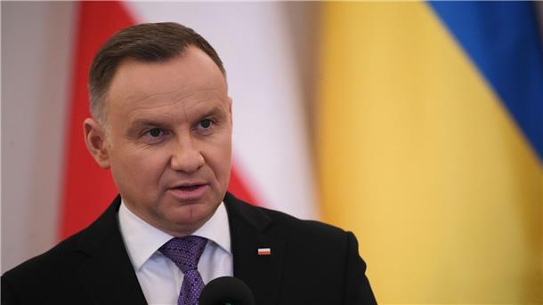 Der polnische Präsident Andrzej Duda unterzeichnete das umstrittene Gesetz am Montag.
