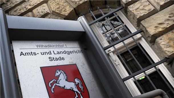 Der Prozess vor dem Landgericht Stade gegen einen Bauunternehmer aus Bad Bederkesa geht dem Ende entgegen. Am Mittwoch wurden die Plädoyers gehalten.