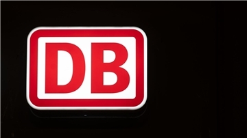 Der Rechnungshof kritisiert die vor allem im vergangenen Jahr deutlich gestiegene Unpünktlichkeit im Fernverkehr sowie den wachsenden Schuldenstand der Bahn.