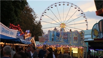 Der „Roonkarker Mart“ muss in diesem Jahr ohne Riesenrad auskommen.
