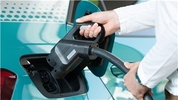 Der Rückgang der Preise für Elektroautos wird für Leasing-Kunden zunehmend zum Problem.
