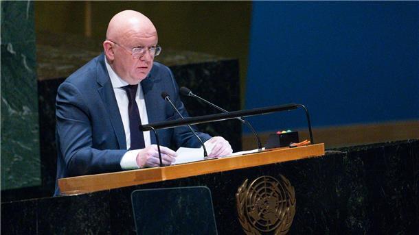 Zwei Jahre Ukraine-Krieg: Scharfe Russland-Kritik in UN Der russische UN-Botschafter Wassili Nebensja behauptet, dass viele westliche Darstellungen des Kriegs erfunden seien.