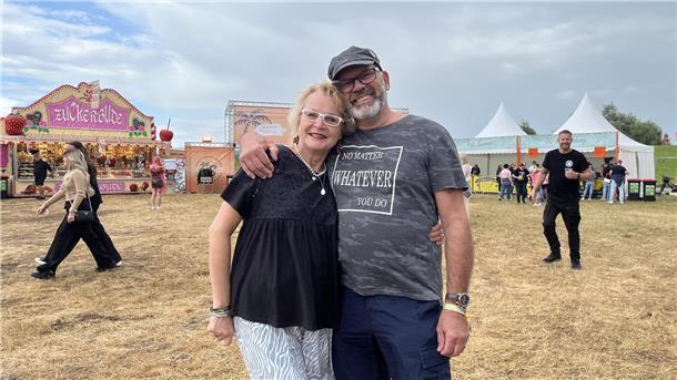 Der Samstag beim Sandstedter Sommer stand ganz im Zeichen von Schlager und Party...